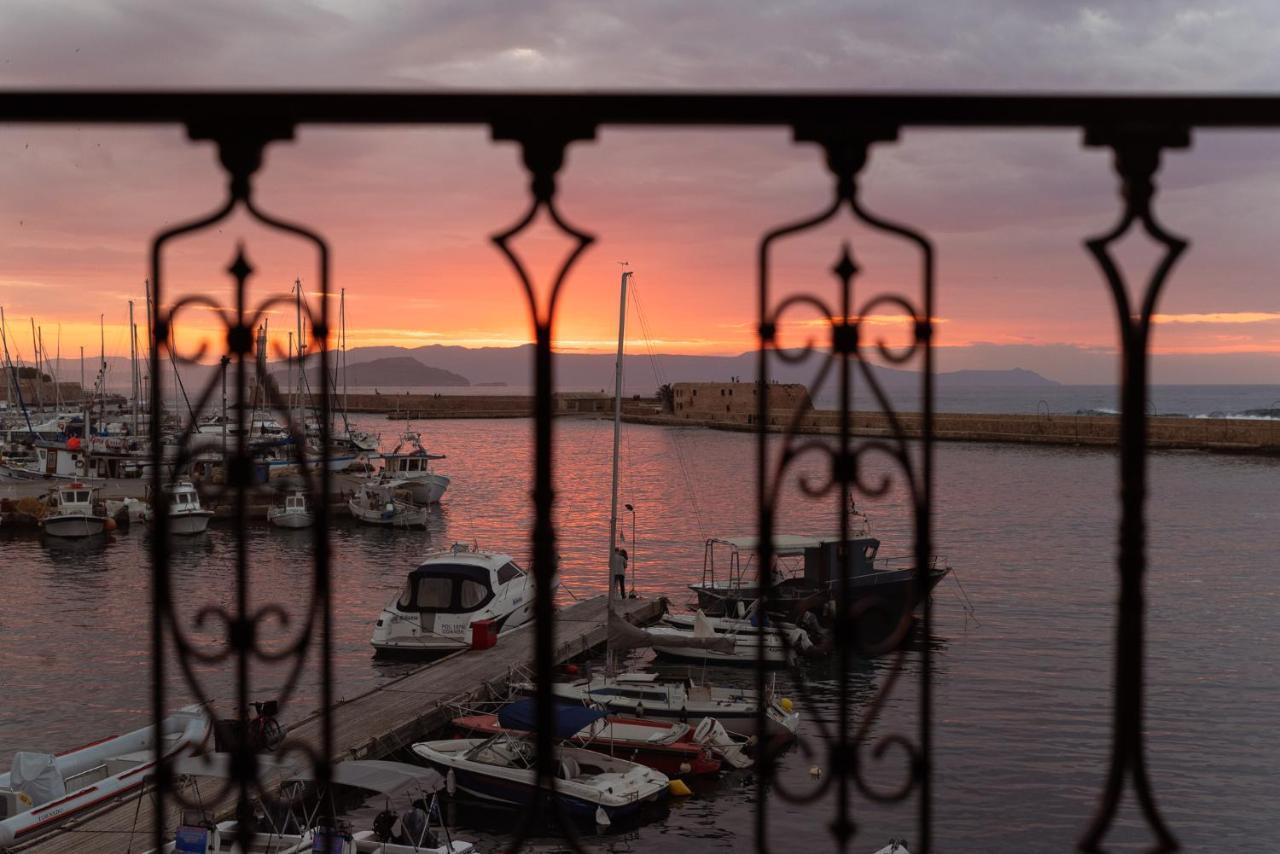 Destino Overlooking The Venetian Port Of Chania Apartament